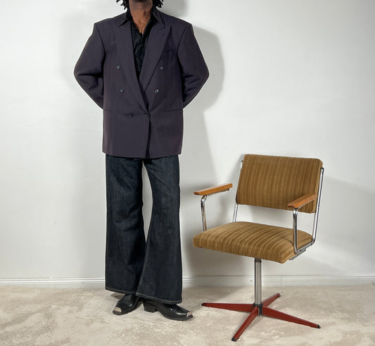 Lila Nadelstreifen Anzug