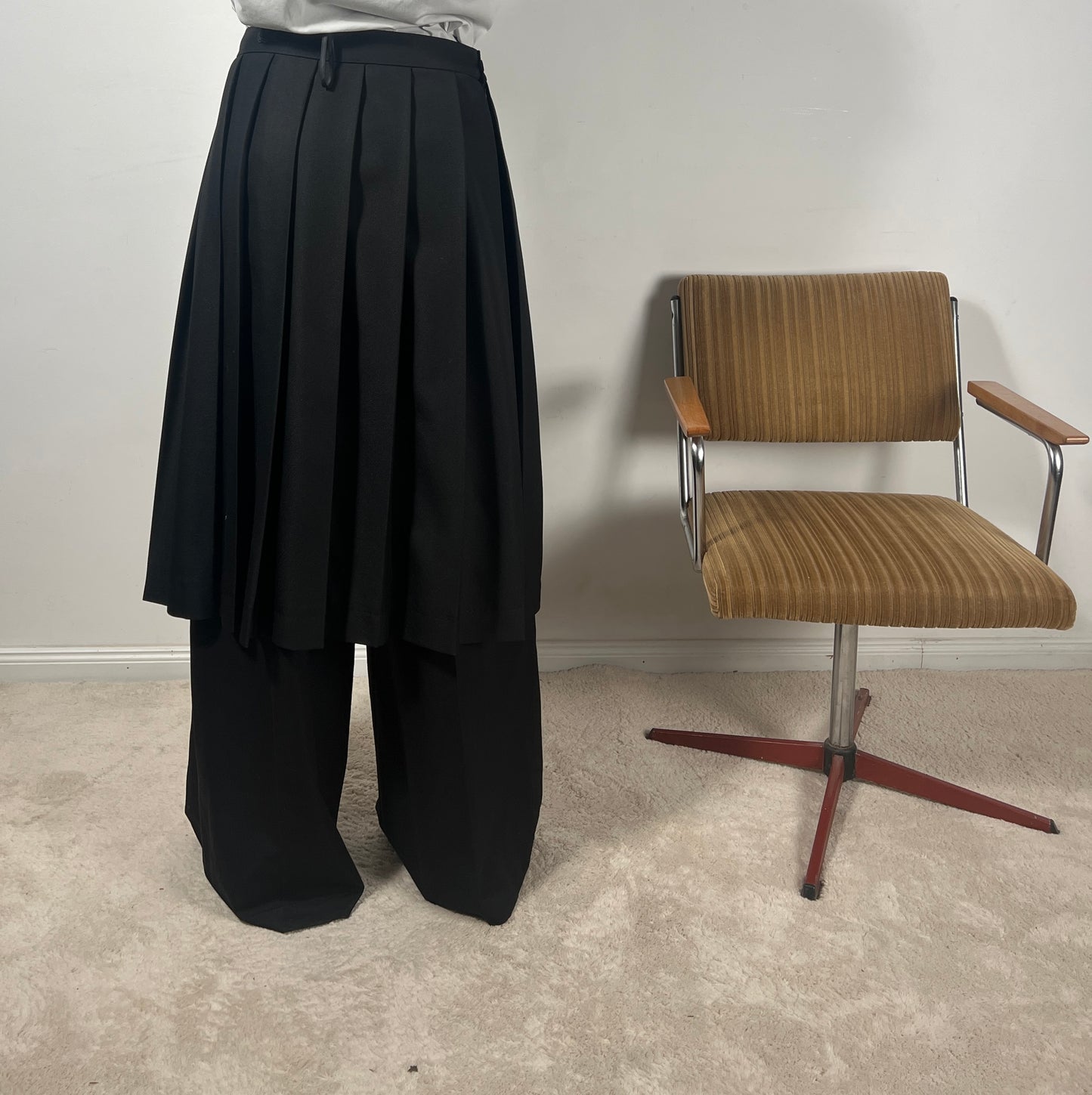 Lacoste Mittellanger Faltenrock