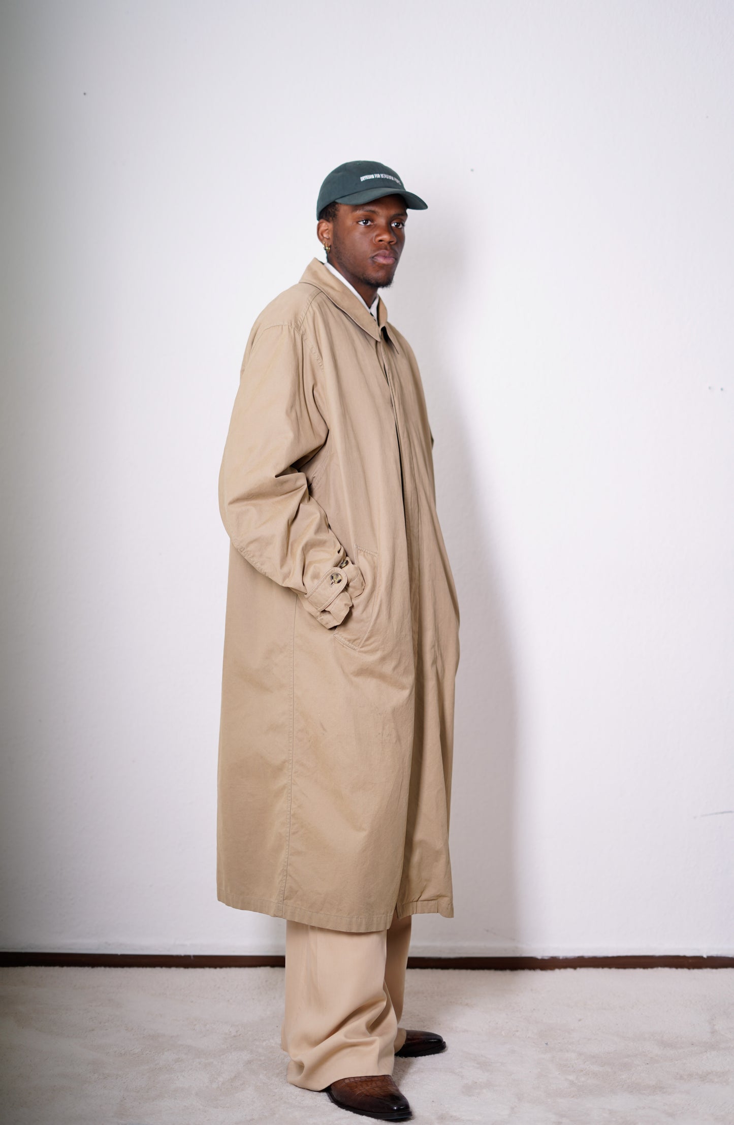 Vintage Oversized Mantel